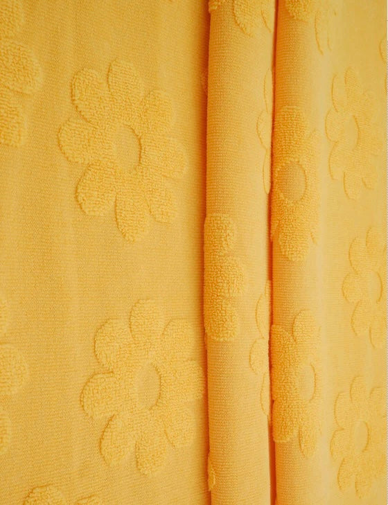 Yellow Daisy (Towel)